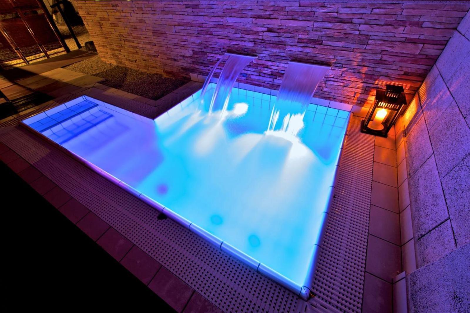 Dominant Studio Hostel With Free Parking For Preregistered Drivers & Garage With Cctv Bratislava Exterior foto